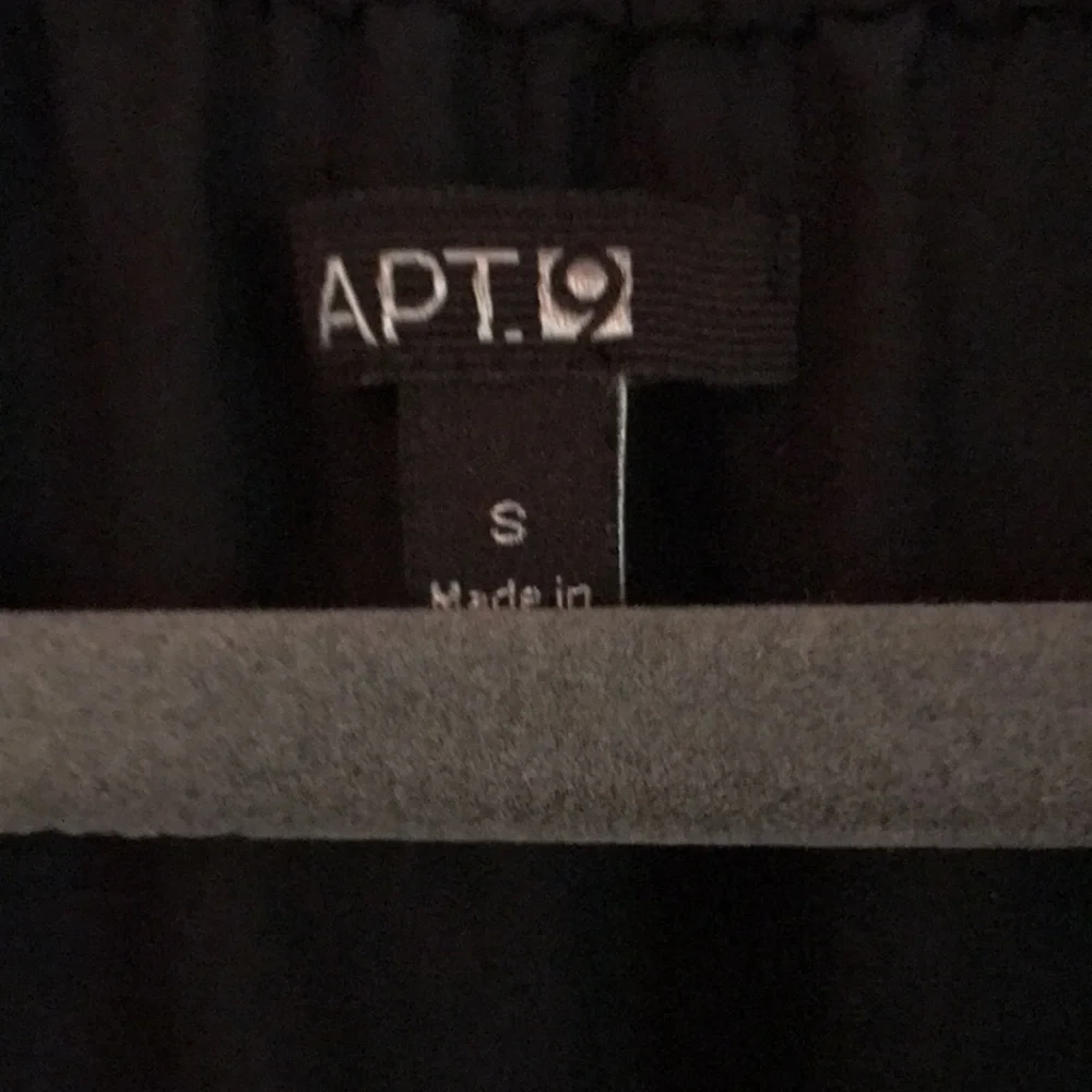 APT 9 black blouse - Picture 3 of 5